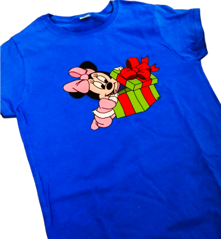 Camiseta MINNIE BABY ABRIENDO REGALO