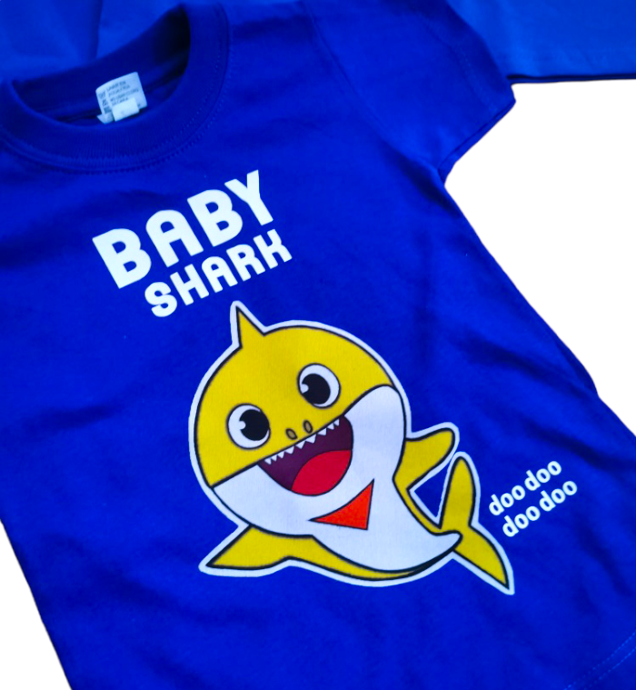 Camiseta FAMILIA SHARK