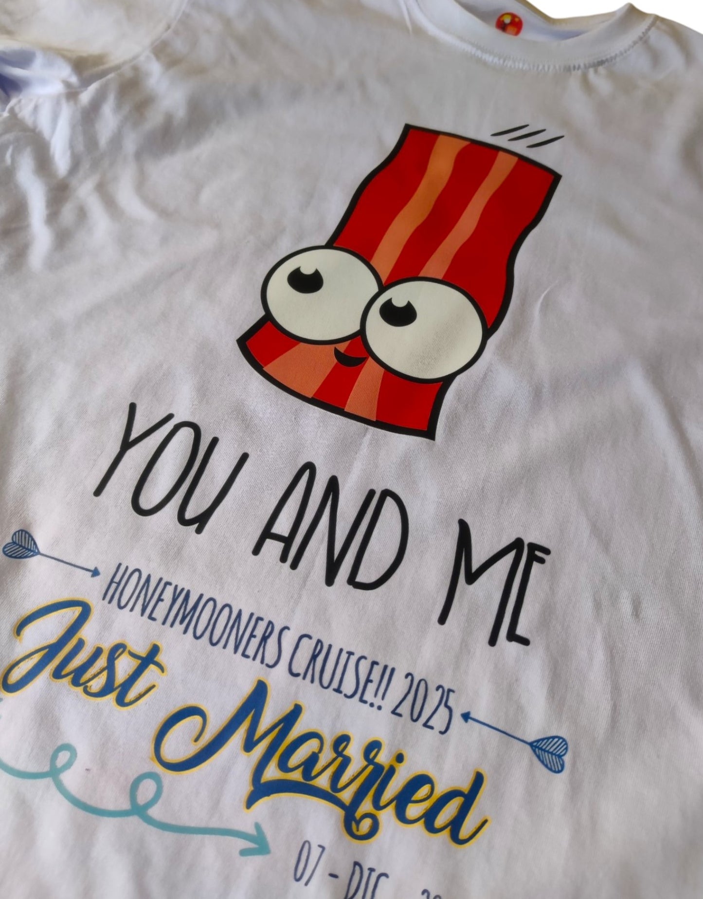 Camiseta HUEVO / TOCINETA