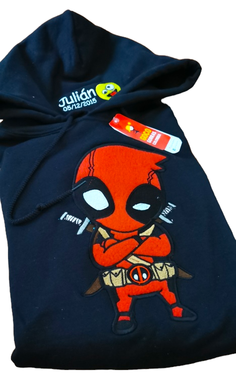 Buzo DEADPOOL (Nombre-Fecha)