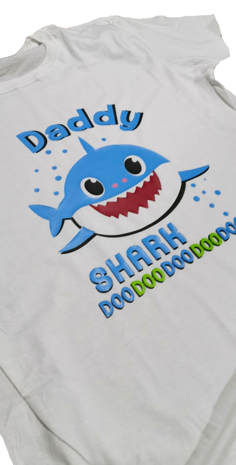 Camiseta FAMILIA SHARK DOO