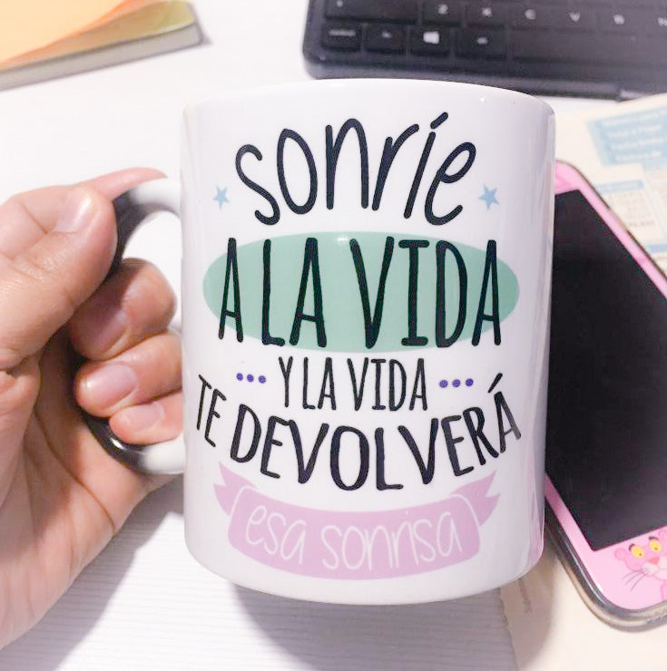 Mug UNICORNIO - SONRÍE A LA VIDA... (Fecha)