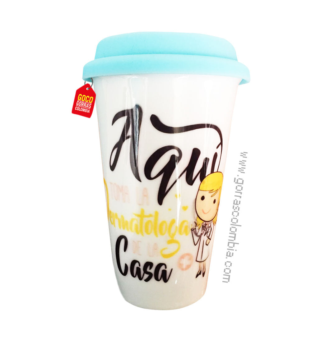 Mug AQUÍ TOMA LA DERMATOLOGA... (Frase)