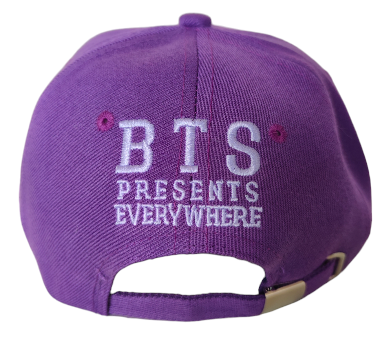 Gorra BTS PRESENTS EVERYWHERE - BALLENA