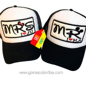 Gorras MRS Y MR - I LOVE (Iniciales)