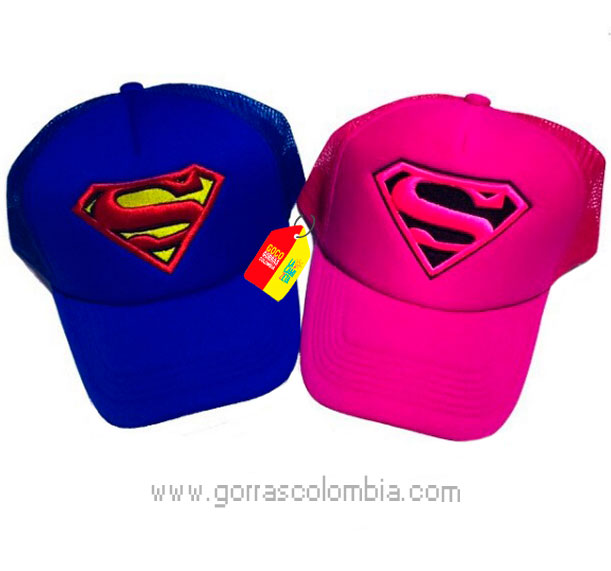 Gorras SUPERMAN Y SUPERWOMAN 3D